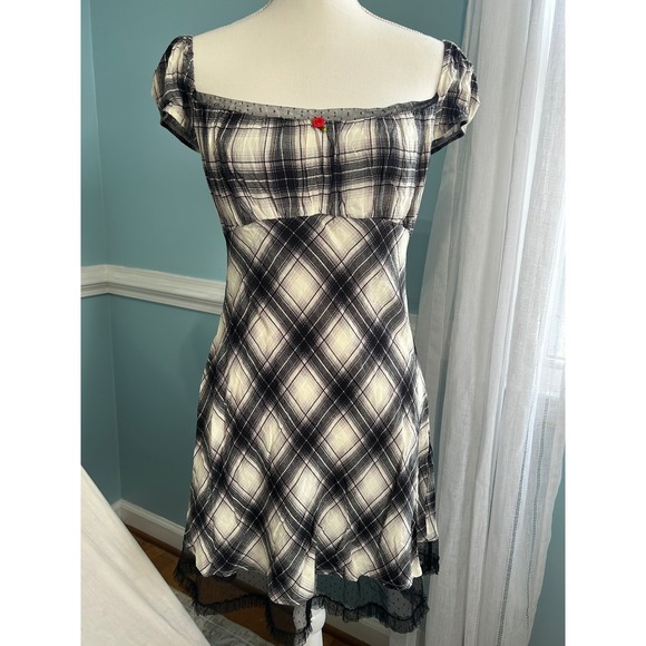 Kimchi Blue Dresses & Skirts - Kimchi Blue Urban Outfitters coquette Mini Dress Black White plaid Large